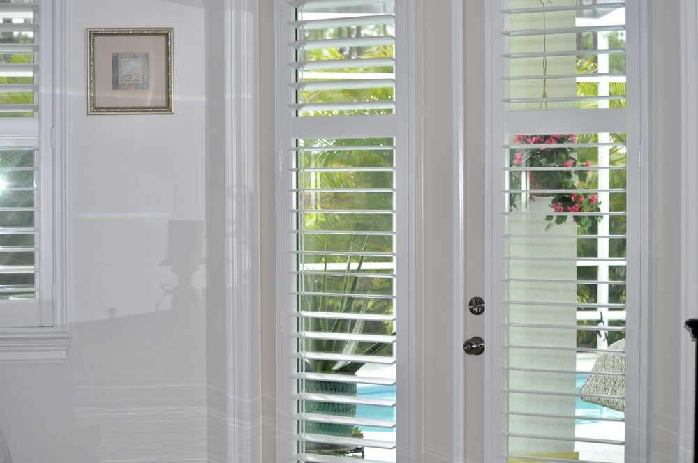 PVC-Plantation-shutter-Installation